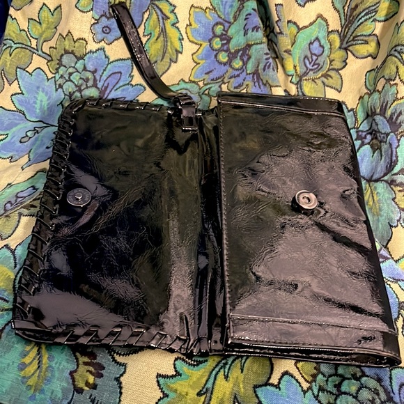 LikeNew Giannini Black Faux Patent Leather Clutch Purse Chain Embellished - Picture 5 of 11